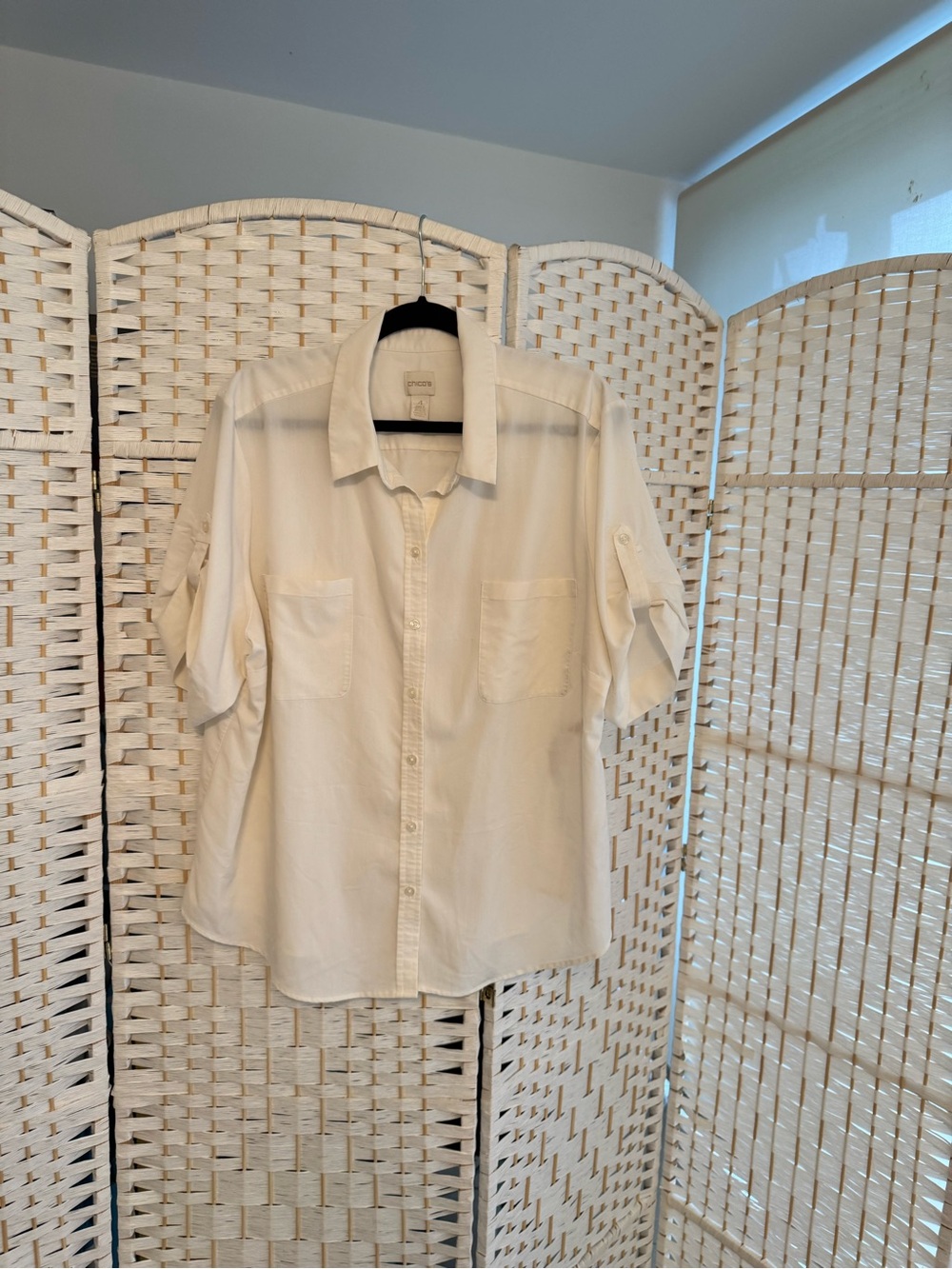 Chico's Ivory White Short-Sleeve Button-Down Casual Shirt SZ 4 Modal